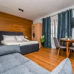 Neli * تروغير