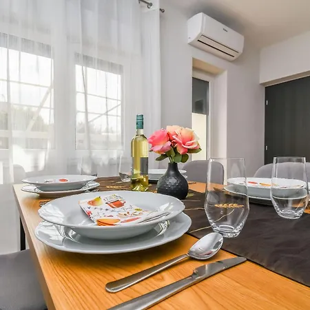 Neli Appartement Trogir